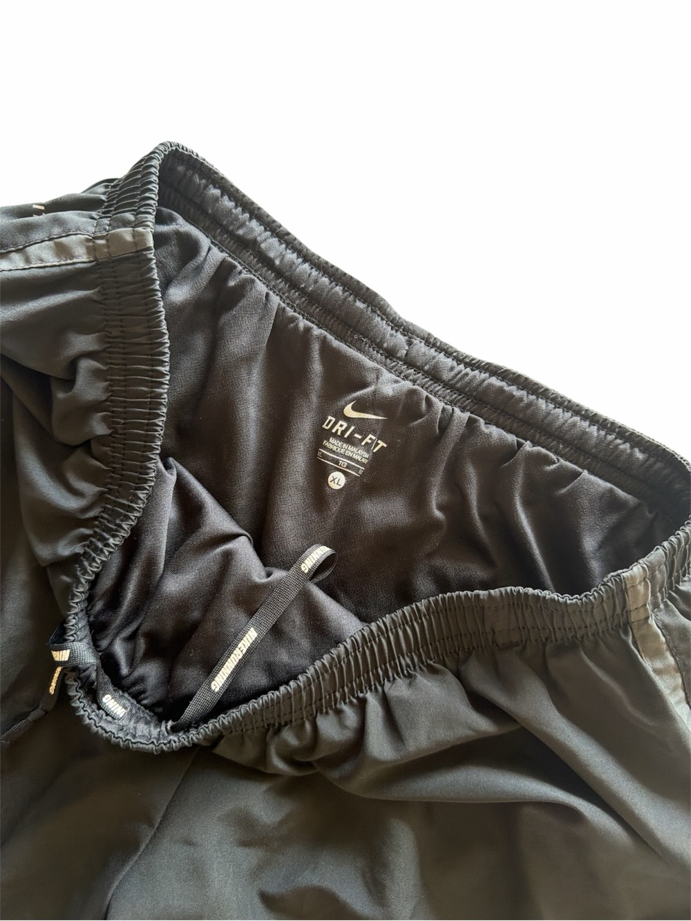 Nike Dri-FIT Running Shorts Men’s XL Black Athletic Training Gym Workout - Picture 2 of 2
